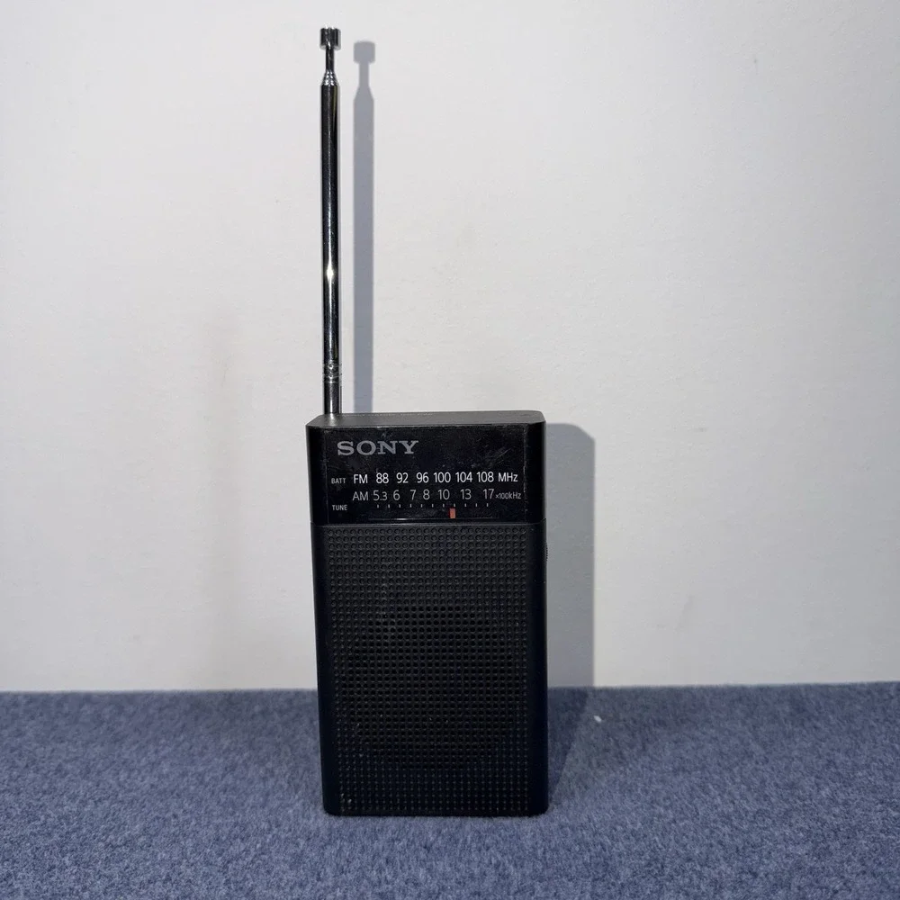 Sony ICF-P26 Portable Pocket FM/AM Radio Built-in Speaker (Tested and Working)
